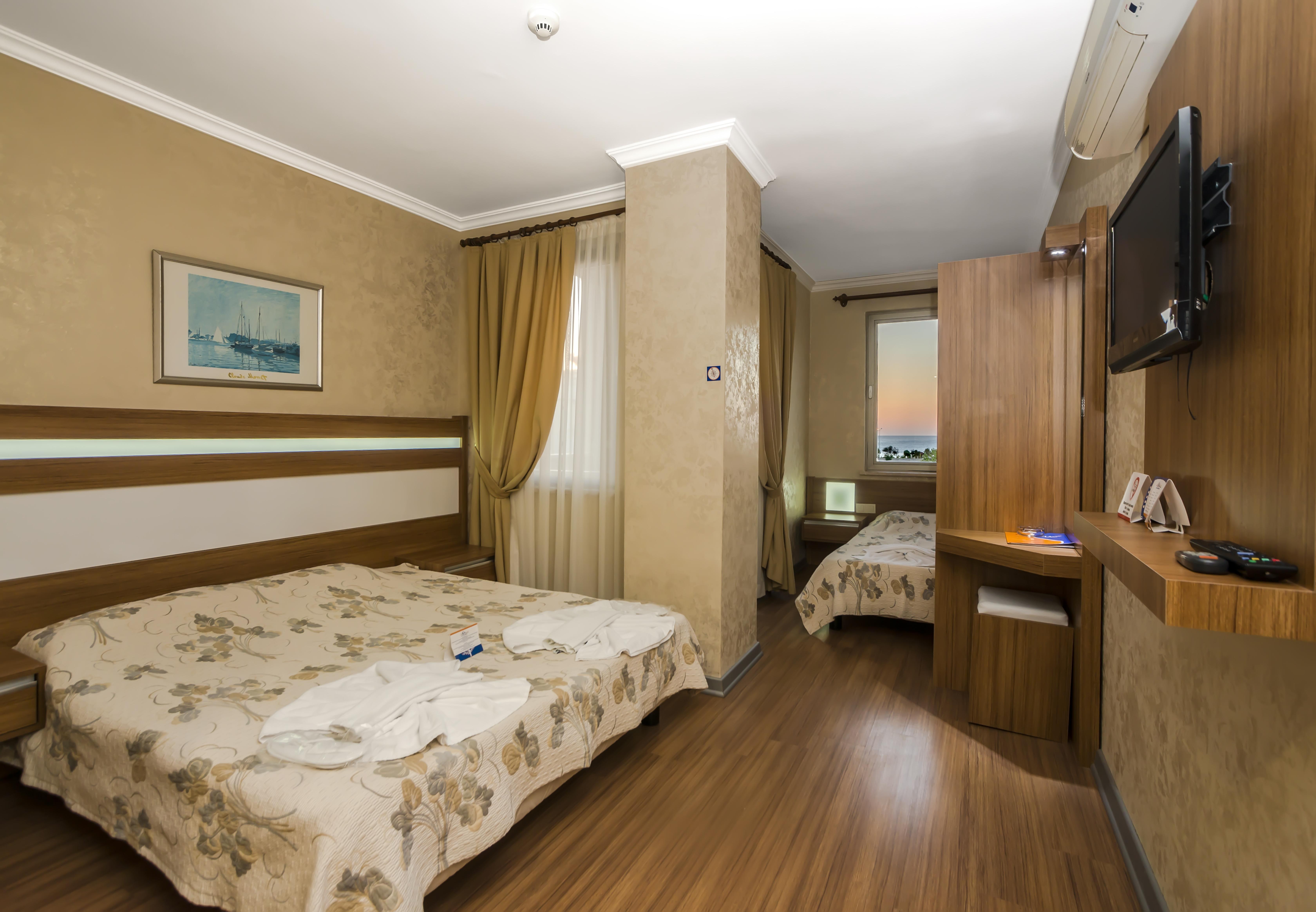 Santa Marina Hotel Antalya Ngoại thất bức ảnh