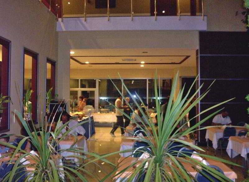 Santa Marina Hotel Antalya Ngoại thất bức ảnh